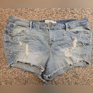 Torrid Short Short - Pearl Embellished, size 20